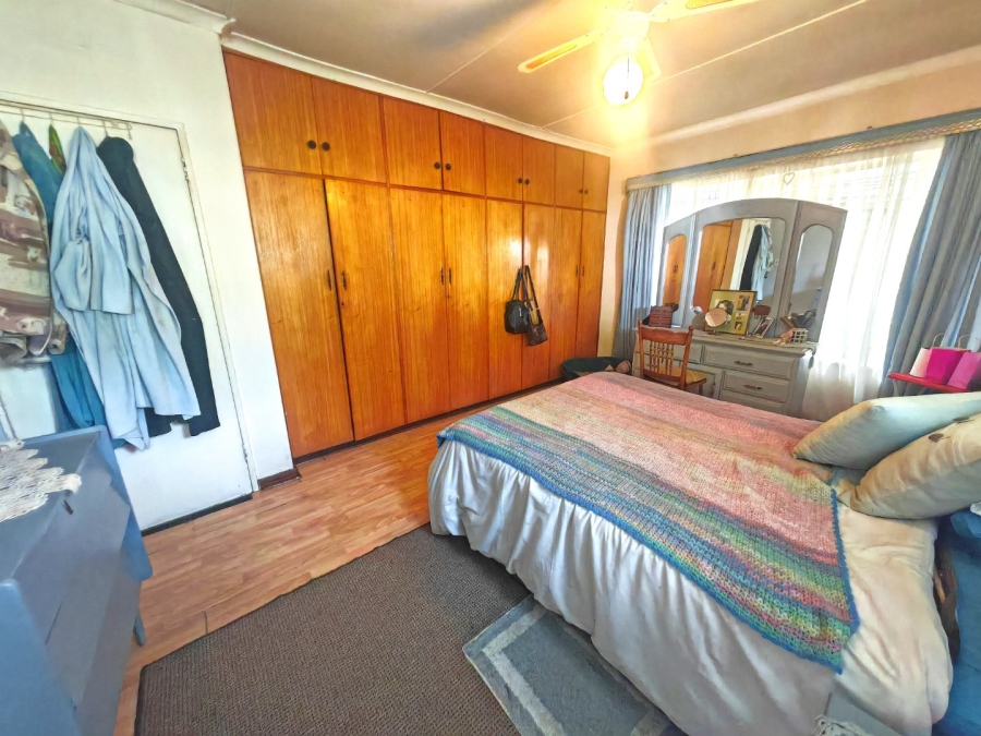 8 Bedroom Property for Sale in Fleurdal Free State